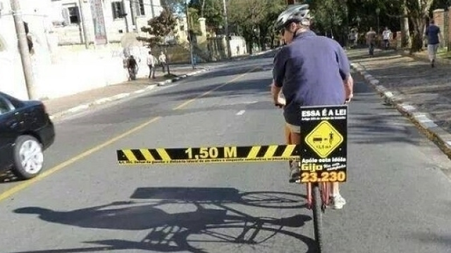 Nuove regole per il sorpasso dei ciclisti: multe in arrivo