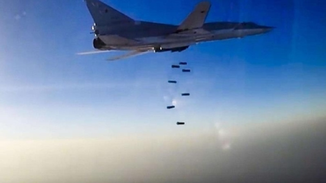 sotto le bombe, &egrave; strage. Continui raid aerei in Siria