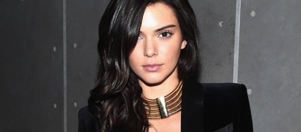 Kendall Jenner's Hollywood Hills Home Burglarized | E! News - eonline.com Kendall Jenner's Hollywood Hills Home Burglarized | E! News - eonline.com