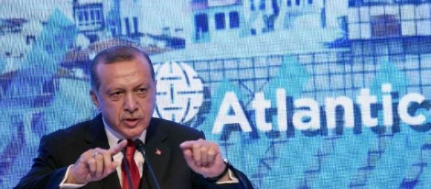 La Turquie interdit des émissions de télé, bloque Wikipédia et ... - sudouest.fr La Turquie interdit des émissions de télé, bloque Wikipédia et ... - sudouest.fr