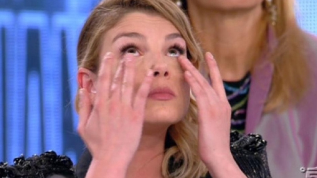 Emma Marrone e Fabio Borriello: La polemica con le fan | melty - melty.it