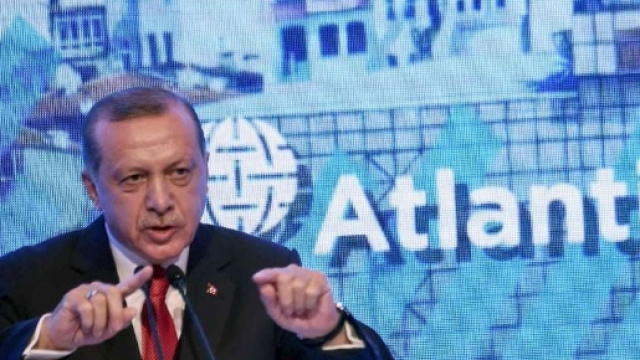 La Turquie interdit des émissions de télé, bloque Wikipédia et ... - sudouest.fr