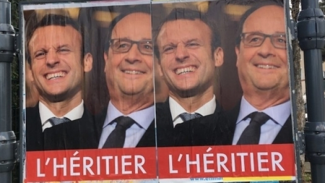 Les affiches anti-Macron fleurissent les rues !