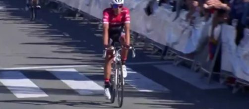 Alberto Contador al traguardo della prima tappa della Vuelta Paesi Baschi