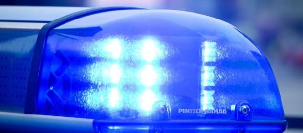 Mann fährt mit einem unechten Blaulicht durch Lübbecke und wird ... - kreiszeitung.de Mann fährt mit einem unechten Blaulicht durch Lübbecke und wird ... - kreiszeitung.de