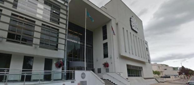 O casal confessou o crime, nesta segunda-feira, durante julgamento em Warwick Crown Court O casal confessou o crime, nesta segunda-feira, durante julgamento em Warwick Crown Court
