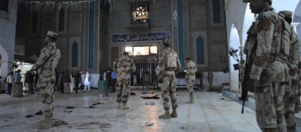 Over 70 killed in suicide blast triggered by IS at Pakistan Sufi ... - hindustantimes.com Over 70 killed in suicide blast triggered by IS at Pakistan Sufi ... - hindustantimes.com