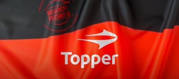 Topper voltará a vestir o Vitória Topper voltará a vestir o Vitória