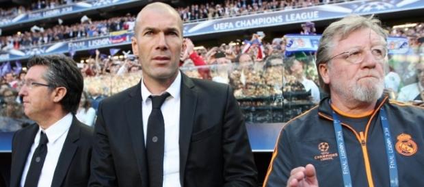 Zidane sur le point de boucler sa première recrue ! Zidane sur le point de boucler sa première recrue !