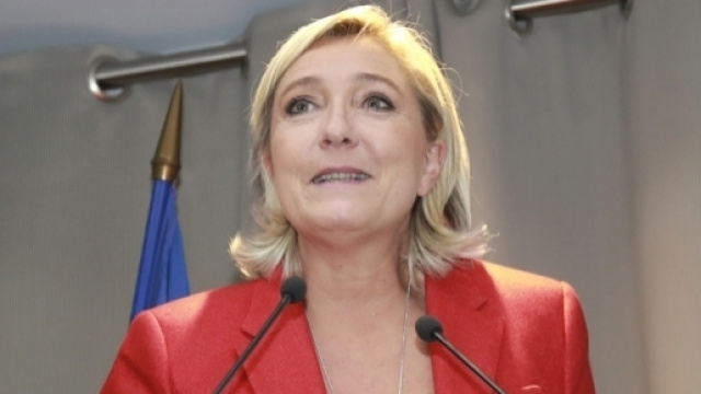 Marine Le Pen en tête au premier tour