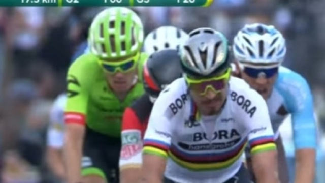 Peter Sagan appena prima della caduta sull'Oude Kwaremont