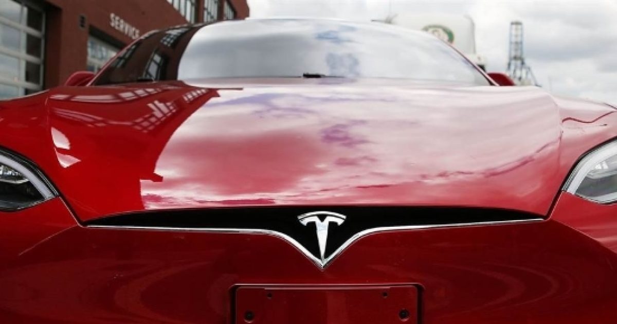 Tesla electric car maker outperforms Ford at market value