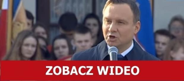 Andrzej Duda rozniósł wyprzedaż za bezcen dochodowych spółek. Andrzej Duda rozniósł wyprzedaż za bezcen dochodowych spółek.