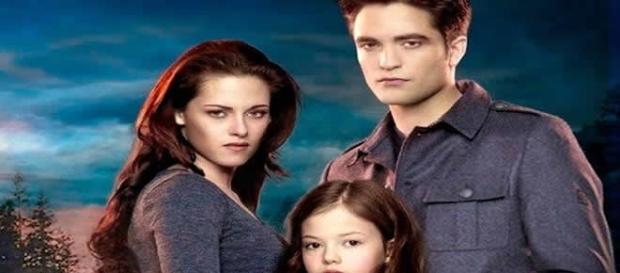 Atriz Mackenzie foy que interpretou a filha do casal de Crepúsculo Atriz Mackenzie foy que interpretou a filha do casal de Crepúsculo