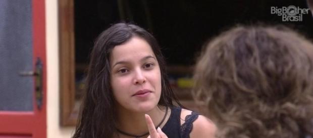 BBB17: Emilly bate boca com Ilmar BBB17: Emilly bate boca com Ilmar