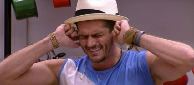 Clima do BBB 17 esquenta com gritos de Marcos Clima do BBB 17 esquenta com gritos de Marcos