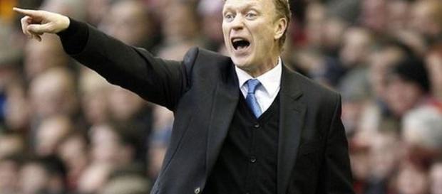 El bochornoso momento de Moyes al amenazar a una reportera. El bochornoso momento de Moyes al amenazar a una reportera.
