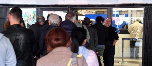 Oggi, alla Camera, presentato il problema dei debiti degli Italiani Oggi, alla Camera, presentato il problema dei debiti degli Italiani