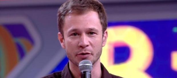 Tiago Leifert está no centro da polêmica Tiago Leifert está no centro da polêmica