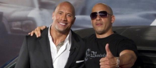 Vin Diesel x Dwayne: The Rock é preguiçoso e uma 'diva' no set Vin Diesel x Dwayne: The Rock é preguiçoso e uma 'diva' no set