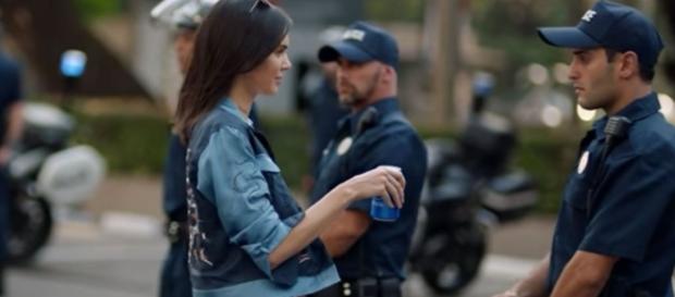 Well, People Are Having Powerful Reactions To That Kendall Jenner ... - junkee.com Well, People Are Having Powerful Reactions To That Kendall Jenner ... - junkee.com
