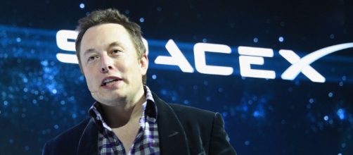 Lancio SpaceX: tagliate immagini relative a UFO? - dailymail.co.uk