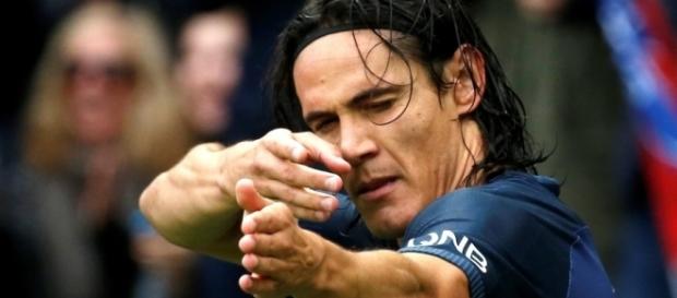 Cavani, meilleur joueur de septembre - Football - Sports.fr - sports.fr Cavani, meilleur joueur de septembre - Football - Sports.fr - sports.fr