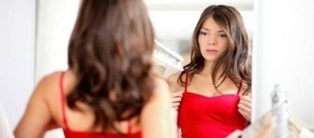 Um homem experiente conhece bem o corpo feminino, sabe que quando a mulher tem mais coisas que deseja esconder, lhe despertam mais a libido Um homem experiente conhece bem o corpo feminino, sabe que quando a mulher tem mais coisas que deseja esconder, lhe despertam mais a libido