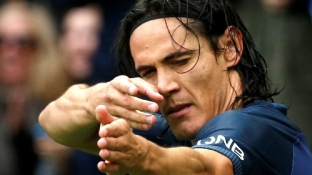 Cavani, meilleur joueur de septembre - Football - Sports.fr - sports.fr