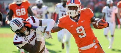 The Status of Wayne Gallman will decide CFB DFS This Week | PFF - profootballfocus.com