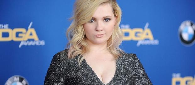 Abigail Breslin teases 'Dirty Dancing' Fans | Twitter - twitter.com Abigail Breslin teases 'Dirty Dancing' Fans | Twitter - twitter.com