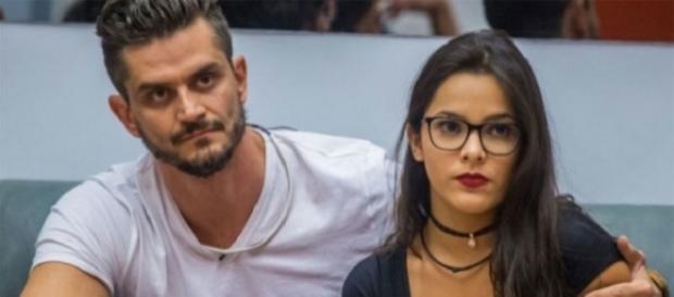 Enquete mostra quem o público prefere entre Emilly e Marcos do BBB 17 (Foto: Reprodução) Enquete mostra quem o público prefere entre Emilly e Marcos do BBB 17 (Foto: Reprodução)