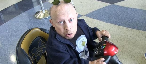 Jon Jones Ripped By Verne Troyer ... How Dare You Use the M-Word ... - tmz.com Jon Jones Ripped By Verne Troyer ... How Dare You Use the M-Word ... - tmz.com