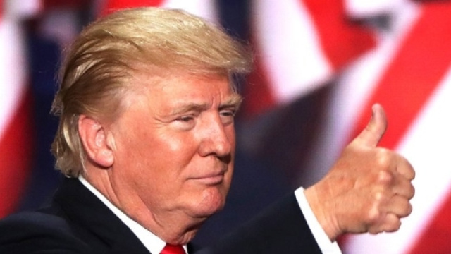 Donald Trump ordina l'attacco alla Siria