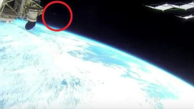 L'oggetto misterioso comparso nel feed della NASA