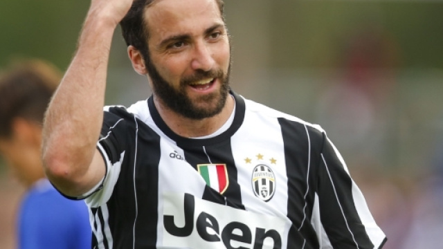 Higuain: spuntano nuovi retroscena sull'addio al Napoli - calcionapoli1926.it
