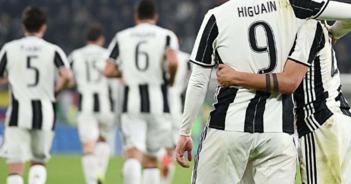 Champions League quali squadre dei quarti sono ancora in corsa per il triplete? Champions League quali squadre dei quarti sono ancora in corsa per il triplete?