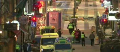 Terrore a Stoccolma, l'arrivo dei soccorsi
