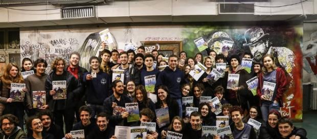 La redazione del giornale studentesco 'Scomodo'. La redazione del giornale studentesco 'Scomodo'.