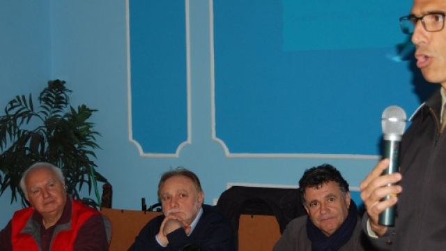 I tre relatori (Scarpetta, Grieco, Rubino) con il generale di brigata Prezioso