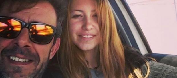 Así es Claudia Caparrós, la hija de Alonso Caparrós - diezminutos.es Así es Claudia Caparrós, la hija de Alonso Caparrós - diezminutos.es