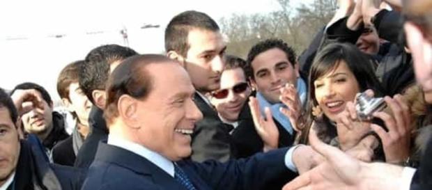 Berlusconi e i cani: "Ne ha 21 insieme alla figlia Marina" - today.it Berlusconi e i cani: "Ne ha 21 insieme alla figlia Marina" - today.it