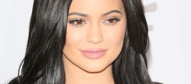 This Kylie Jenner Mega-Fan Got a Huge Tattoo of Her Lip Kit Logo - seventeen.com This Kylie Jenner Mega-Fan Got a Huge Tattoo of Her Lip Kit Logo - seventeen.com