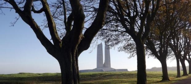 War memorial monument at Vimy, France / Photo CC0 Public Domain Pixabay.com War memorial monument at Vimy, France / Photo CC0 Public Domain Pixabay.com