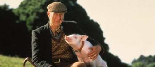 Details on James Cromwell's Role in JURASSIC WORLD 2 and How it ... - geektyrant.com