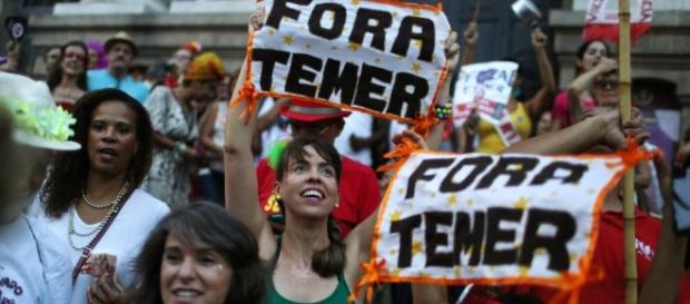 Corrupção e reforma da Previdência elevam rejeição a Temer Corrupção e reforma da Previdência elevam rejeição a Temer