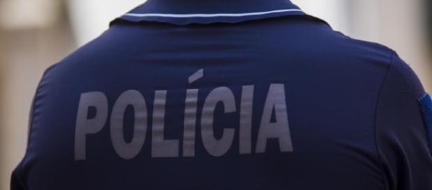 Mais um agente da PSP agredido de forma violenta por cinco homens Mais um agente da PSP agredido de forma violenta por cinco homens