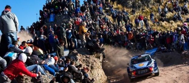 una multitud acompañó la 37º edición del Rally Argentina una multitud acompañó la 37º edición del Rally Argentina