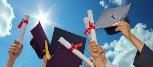 Graduation is the key to lifelong success. Don't ever give up! zerchoo.com