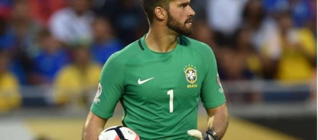 Alisson é reserva na Roma e titular na seleção Alisson é reserva na Roma e titular na seleção